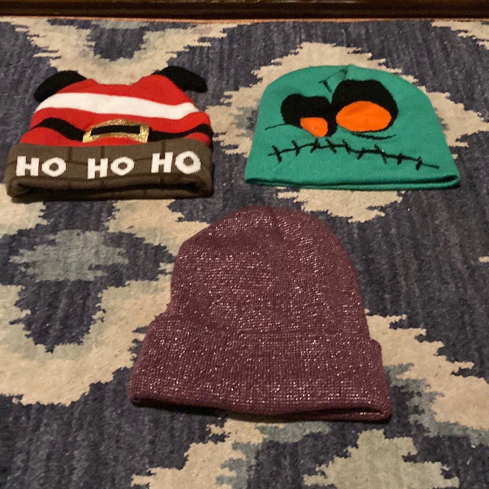 x-mas style/spooky season beanies